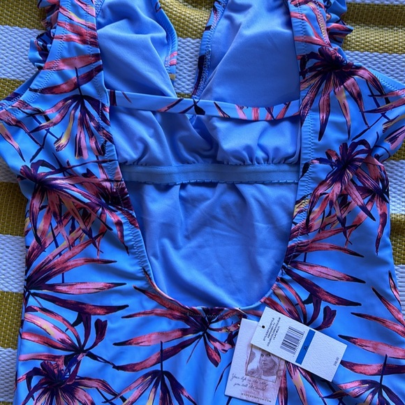 Jessica Simpson Women's One Piece Swimsuit Bathing Suit - Picture 5 of 8